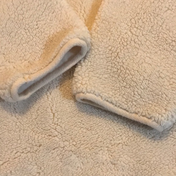 Chaps Fleece Pullover - Picture 7 of 7